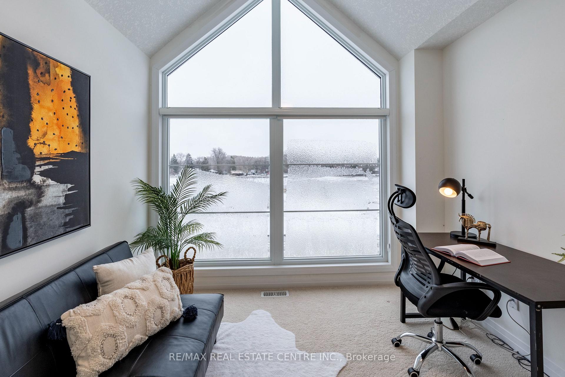 Photo 32 of 104 Dempsey Drive, Stratford — HOMEH