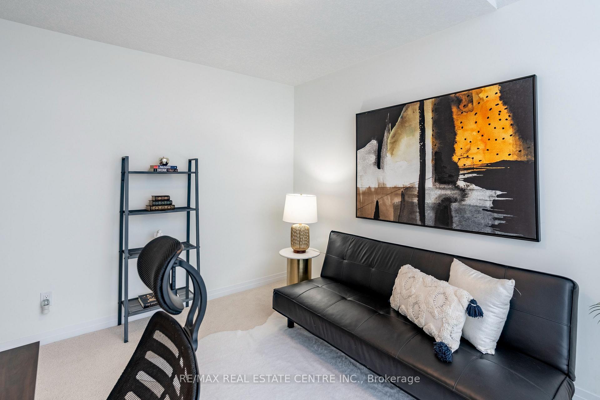 Photo 35 of 104 Dempsey Drive, Stratford — HOMEH