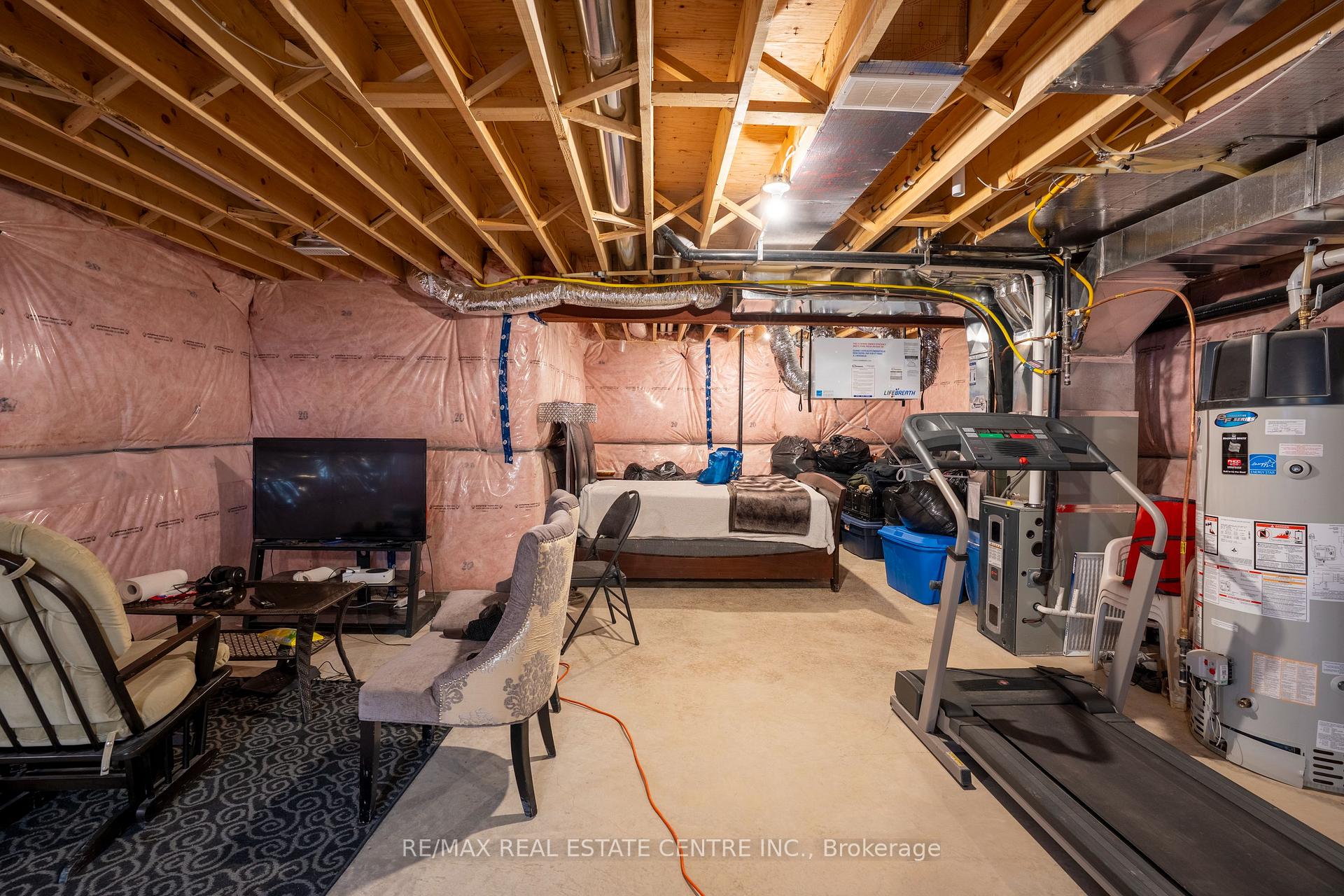 Photo 37 of 104 Dempsey Drive, Stratford — HOMEH