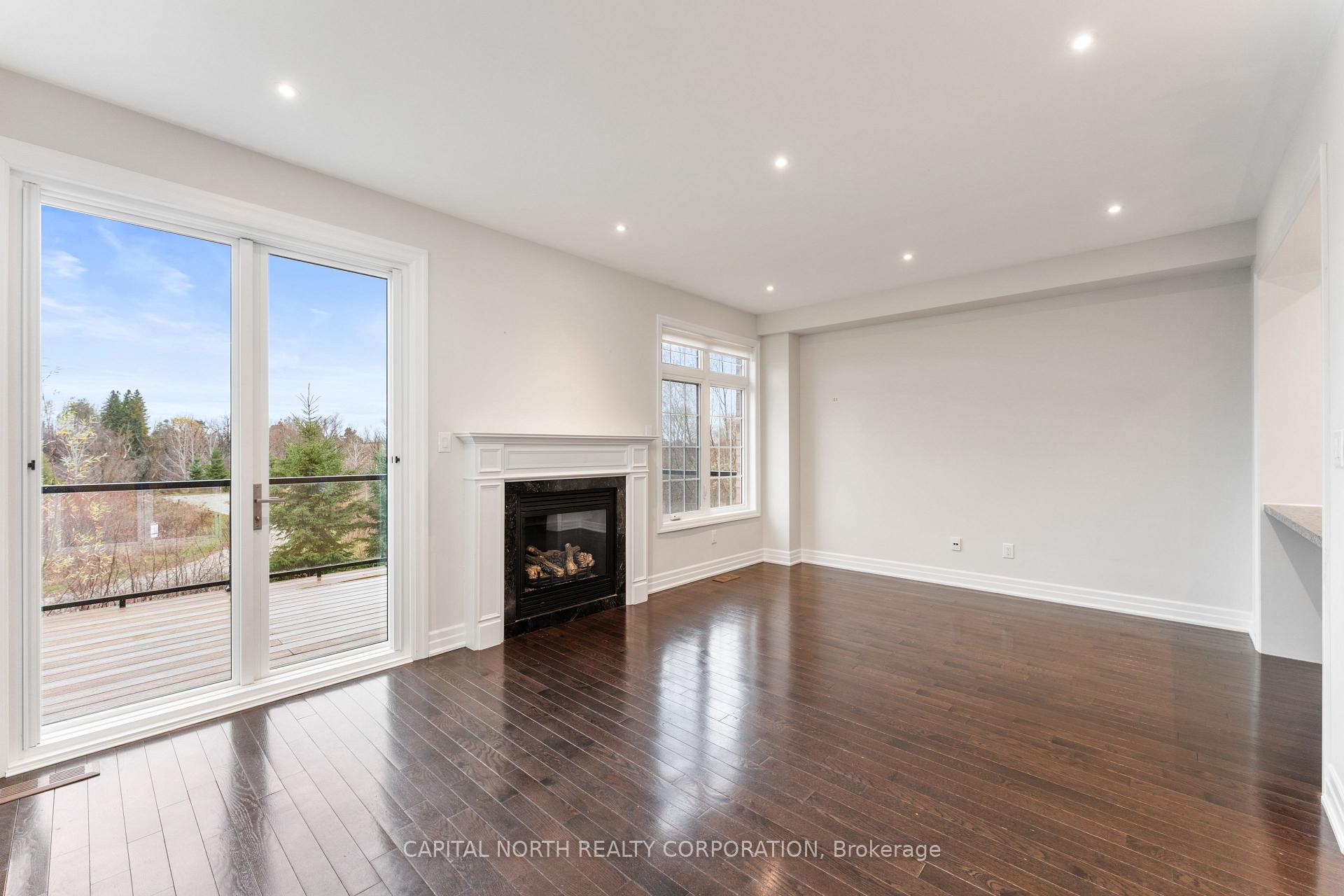 Photo 11 of 64 Alex Campbell Crescent, King, King City — HOMEH