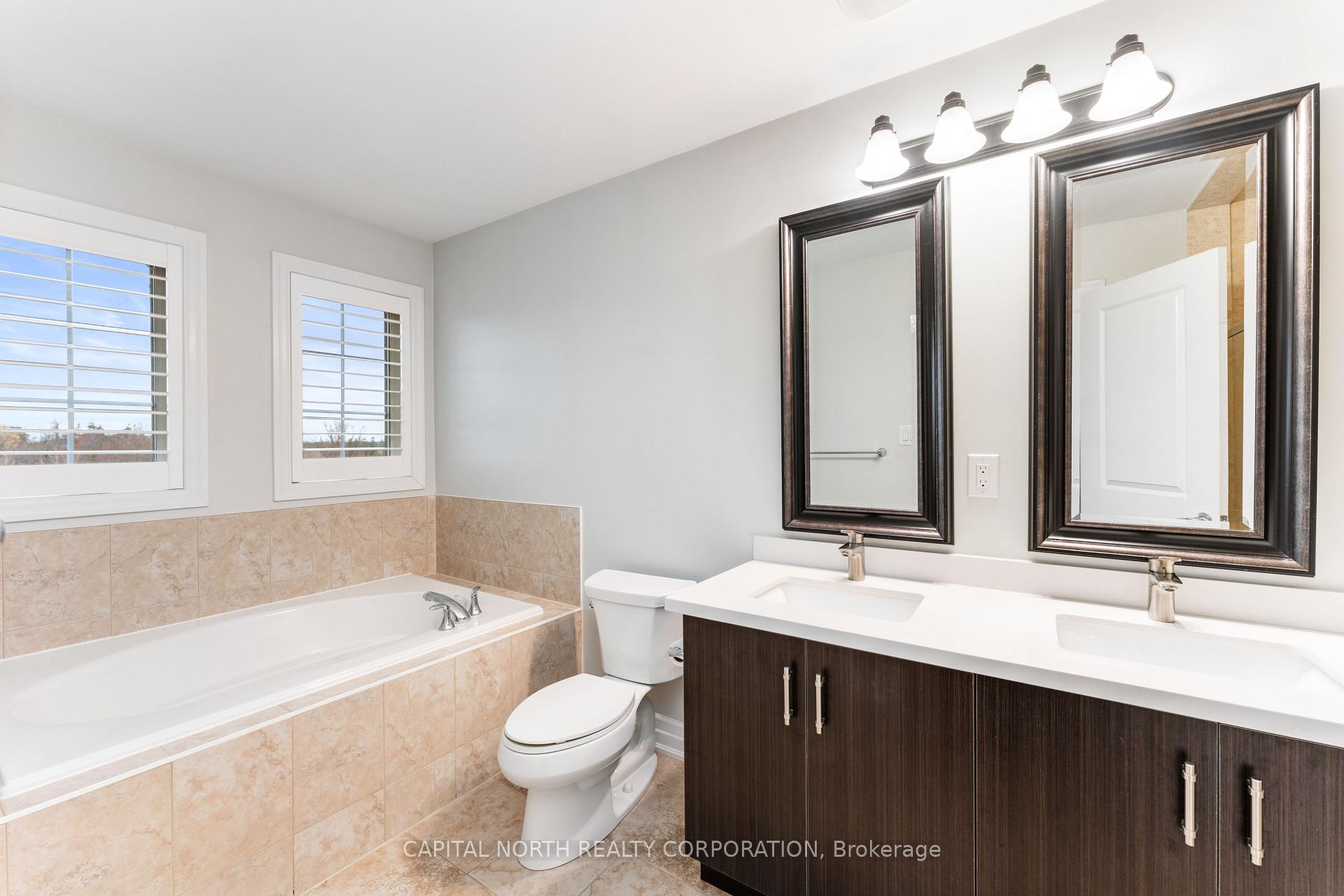 Photo 18 of 64 Alex Campbell Crescent, King, King City — HOMEH