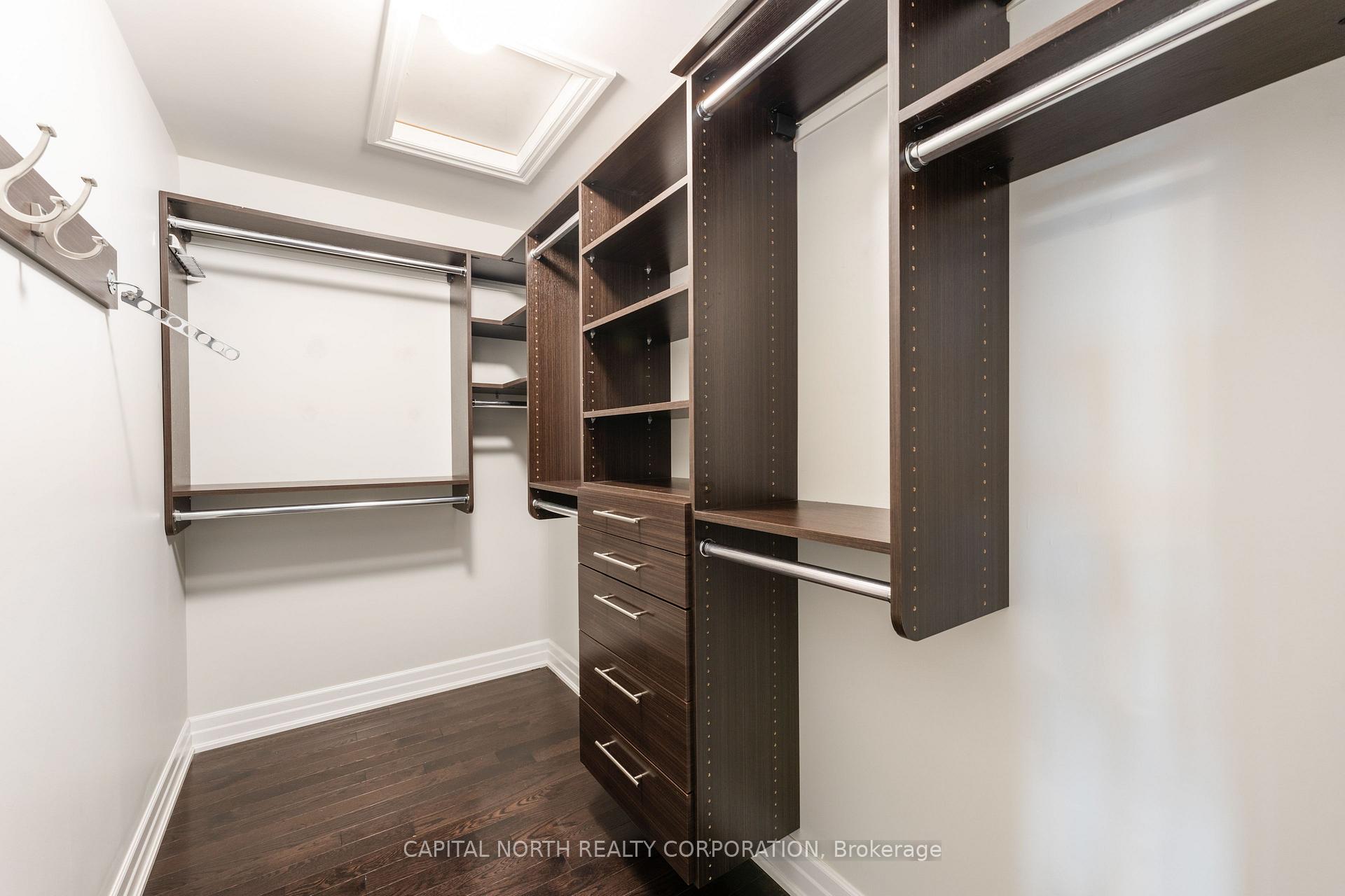 Photo 20 of 64 Alex Campbell Crescent, King, King City — HOMEH