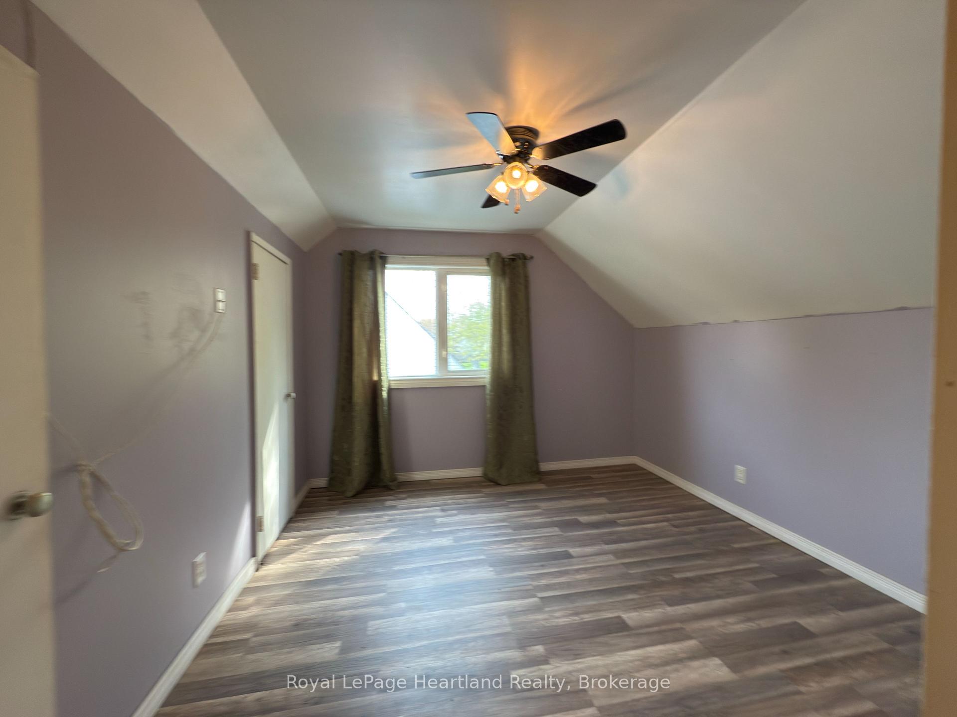 Photo 19 of 32 Regina Road, Huron East, Vanastra — HOMEH