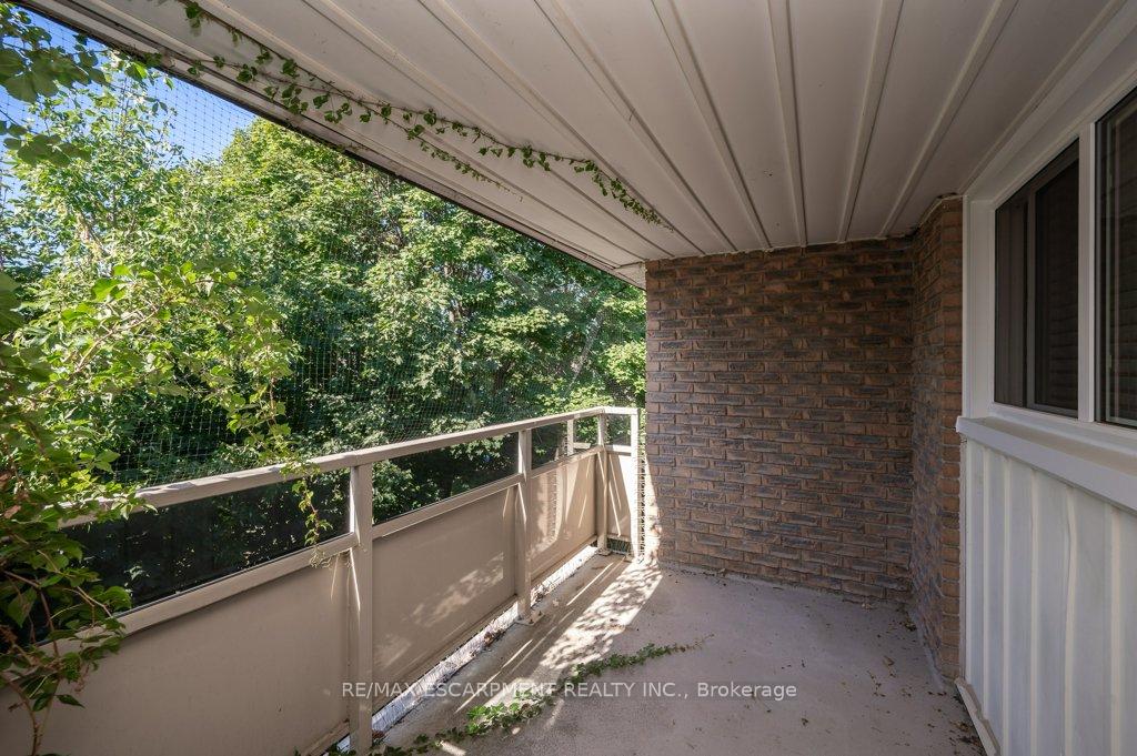 Photo 29 of Unit 402, 41 Rykert Street, St. Catharines, Western Hill — HOMEH