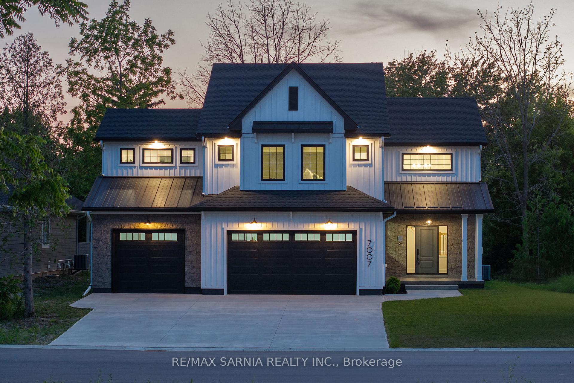Front of 7007 Blue Coast Heights