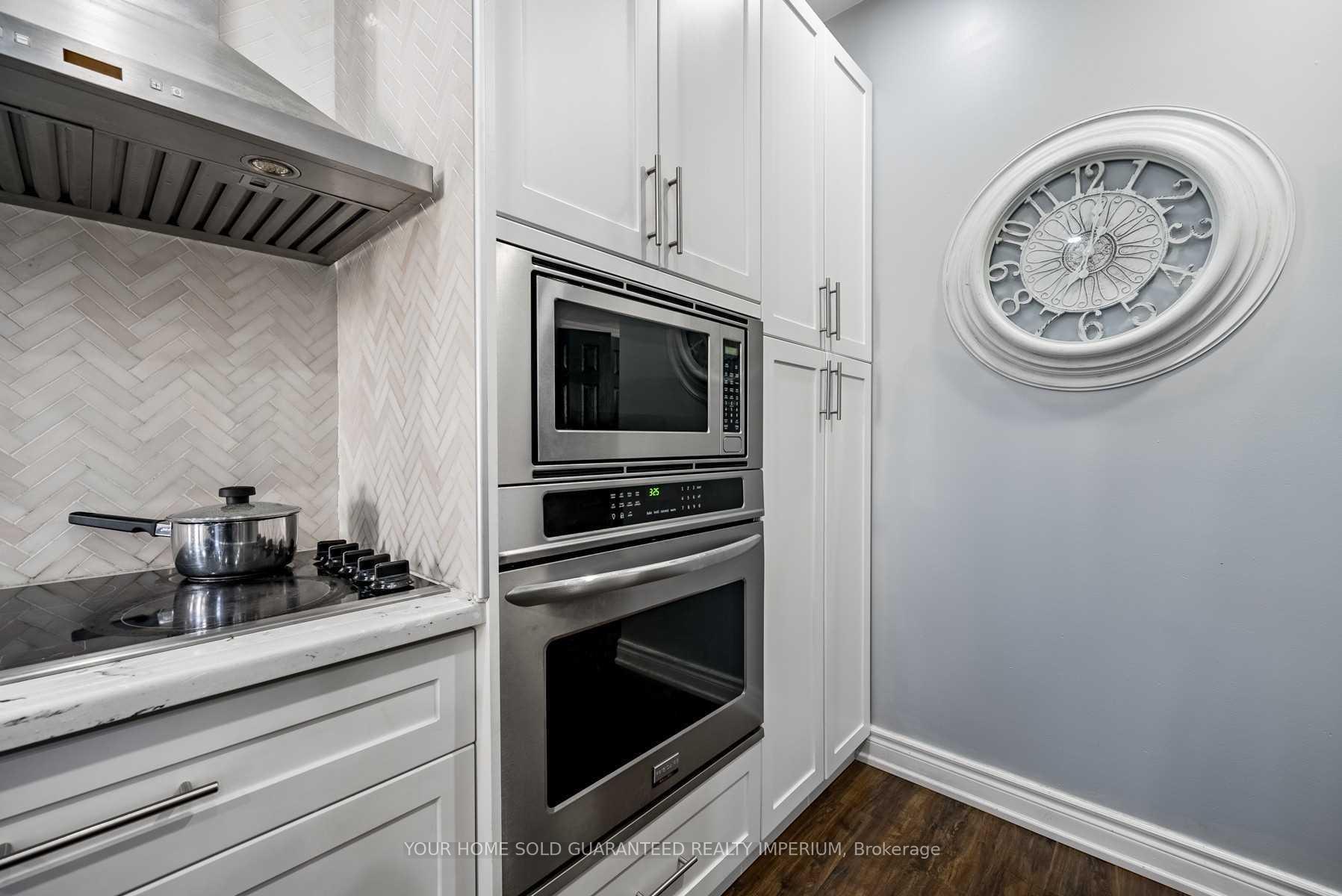 Photo 3 of 73 Sandford Crescent, Whitby, Rolling Acres — HOMEH