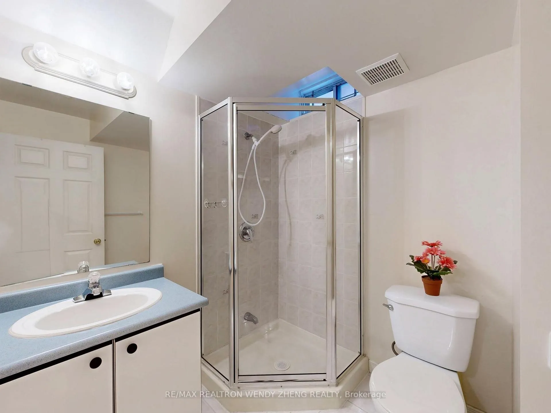 Photo 36 of 75 Macon Place, Markham, Milliken Mills West — HOMEH