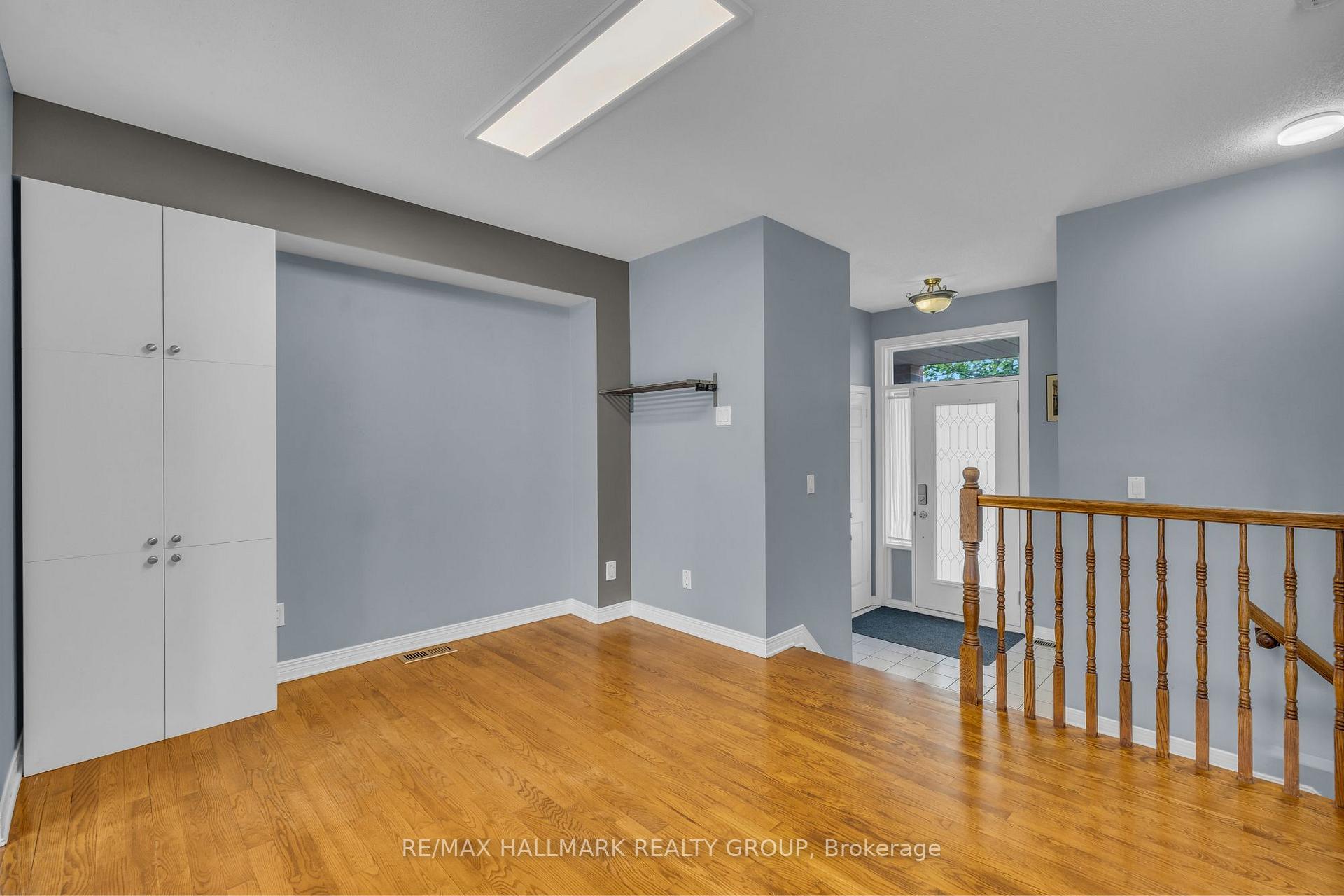 Photo 7 of 124 Kimberwick Crescent, Ottawa, Quinterra — HOMEH