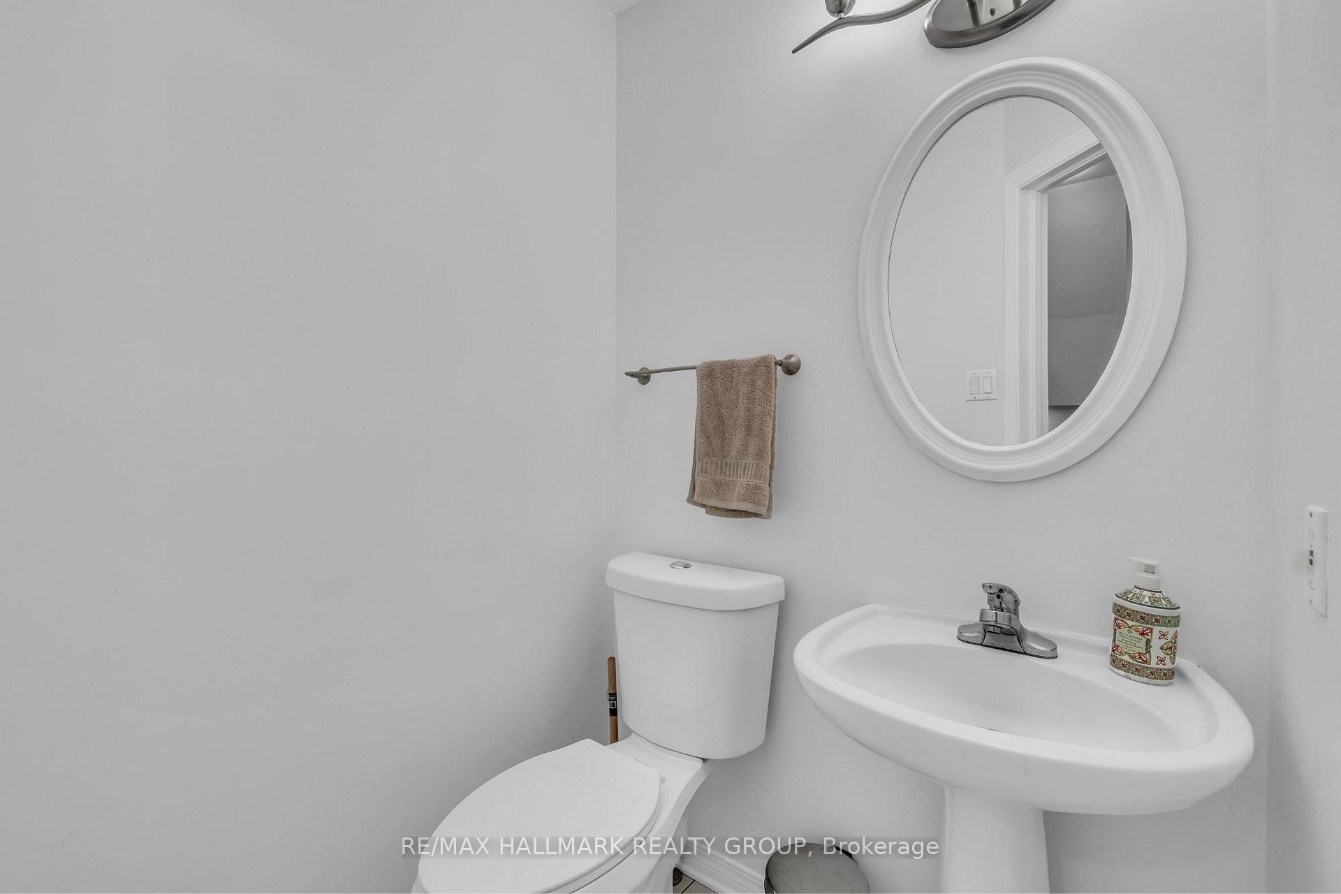 Photo 17 of 124 Kimberwick Crescent, Ottawa, Quinterra — HOMEH