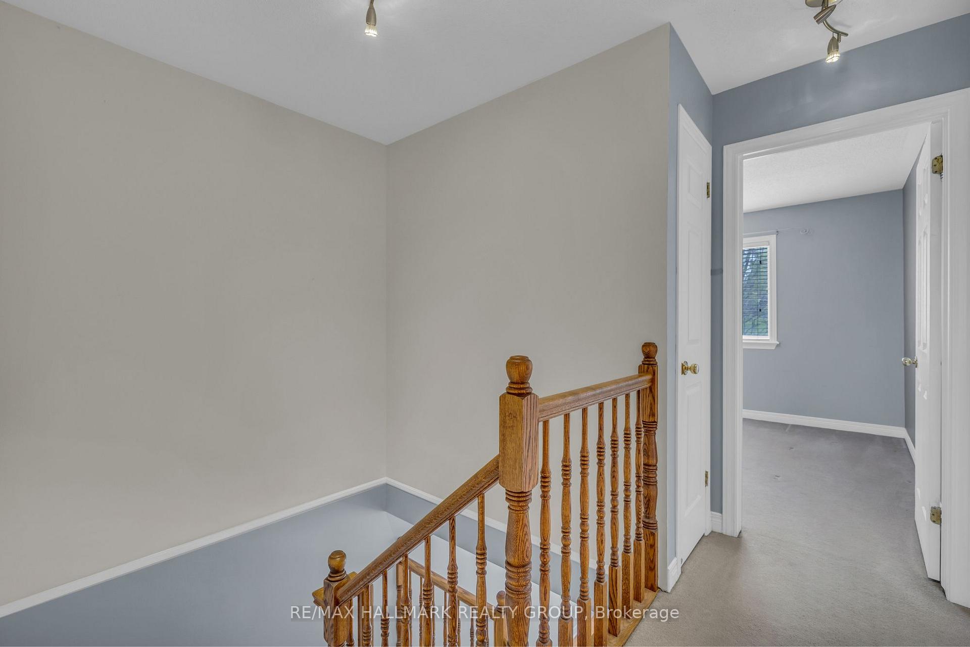 Photo 18 of 124 Kimberwick Crescent, Ottawa, Quinterra — HOMEH