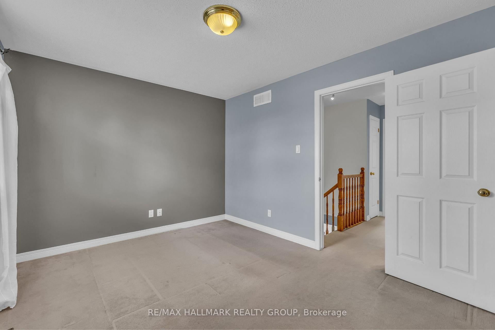Photo 21 of 124 Kimberwick Crescent, Ottawa, Quinterra — HOMEH