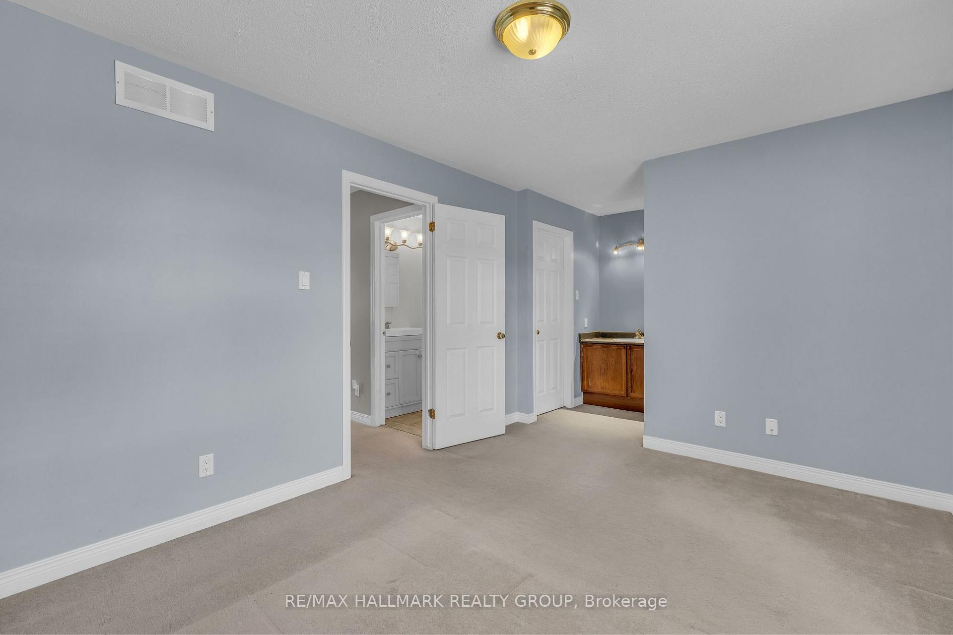 Photo 22 of 124 Kimberwick Crescent, Ottawa, Quinterra — HOMEH