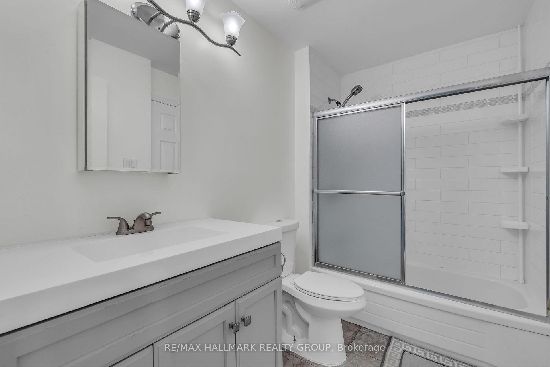 Photo 24 of 124 Kimberwick Crescent, Ottawa, Quinterra — HOMEH