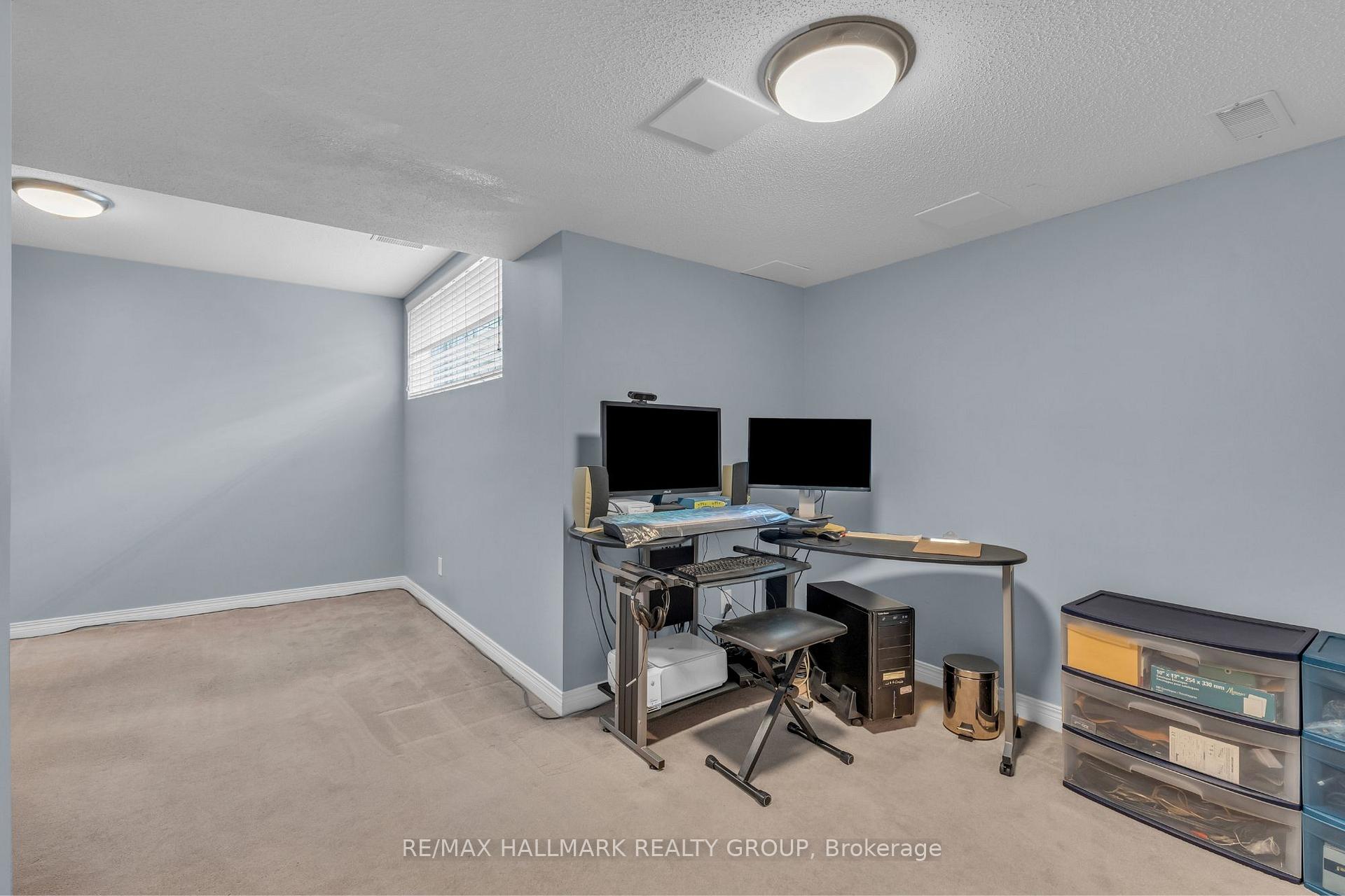Photo 31 of 124 Kimberwick Crescent, Ottawa, Quinterra — HOMEH