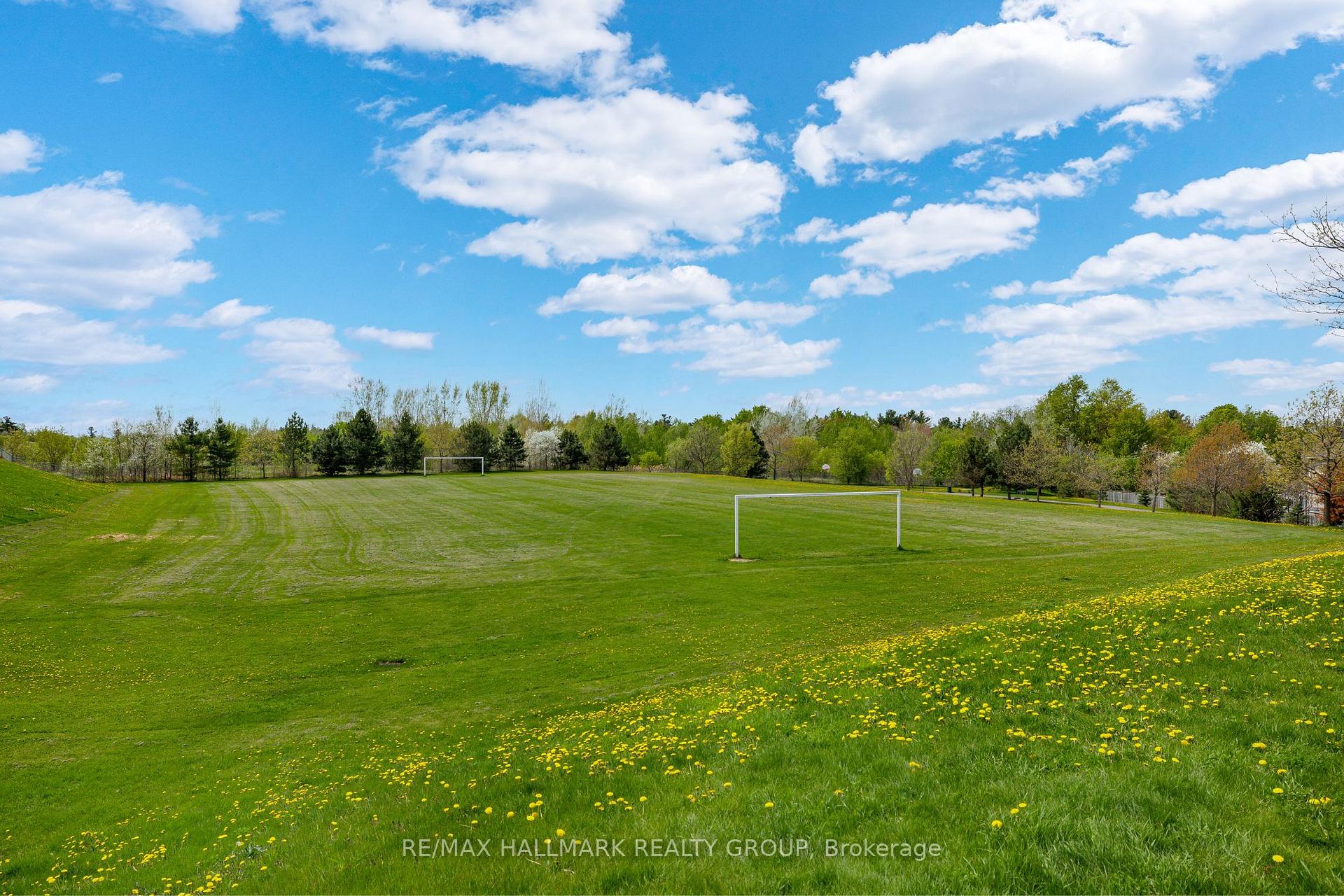 Photo 34 of 124 Kimberwick Crescent, Ottawa, Quinterra — HOMEH