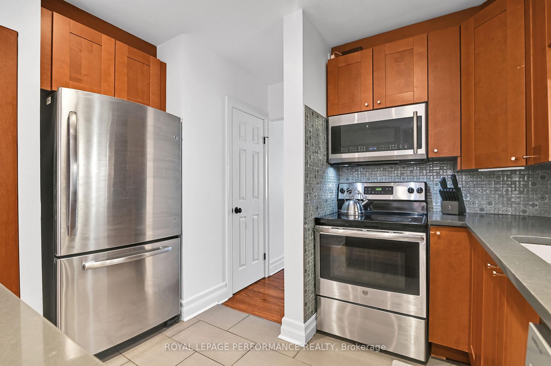 Photo 7 of 194 Charlotte Street, Ottawa, Sandy Hill — HOMEH