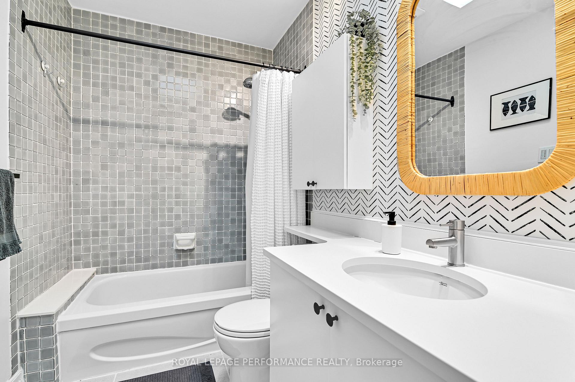 Photo 18 of 194 Charlotte Street, Ottawa, Sandy Hill — HOMEH