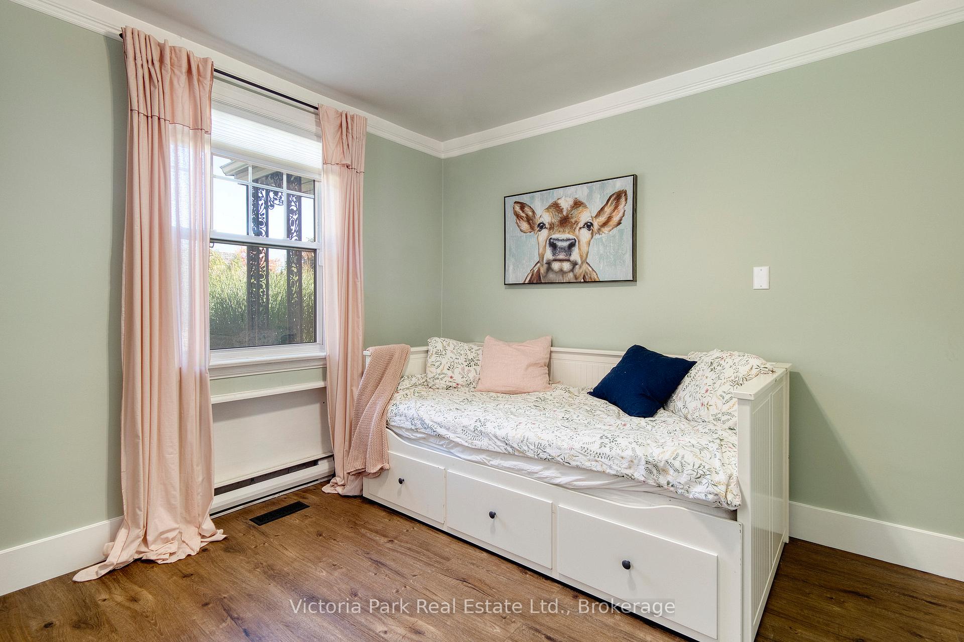 Photo 13 of 707 Rockway Drive, Kitchener — HOMEH