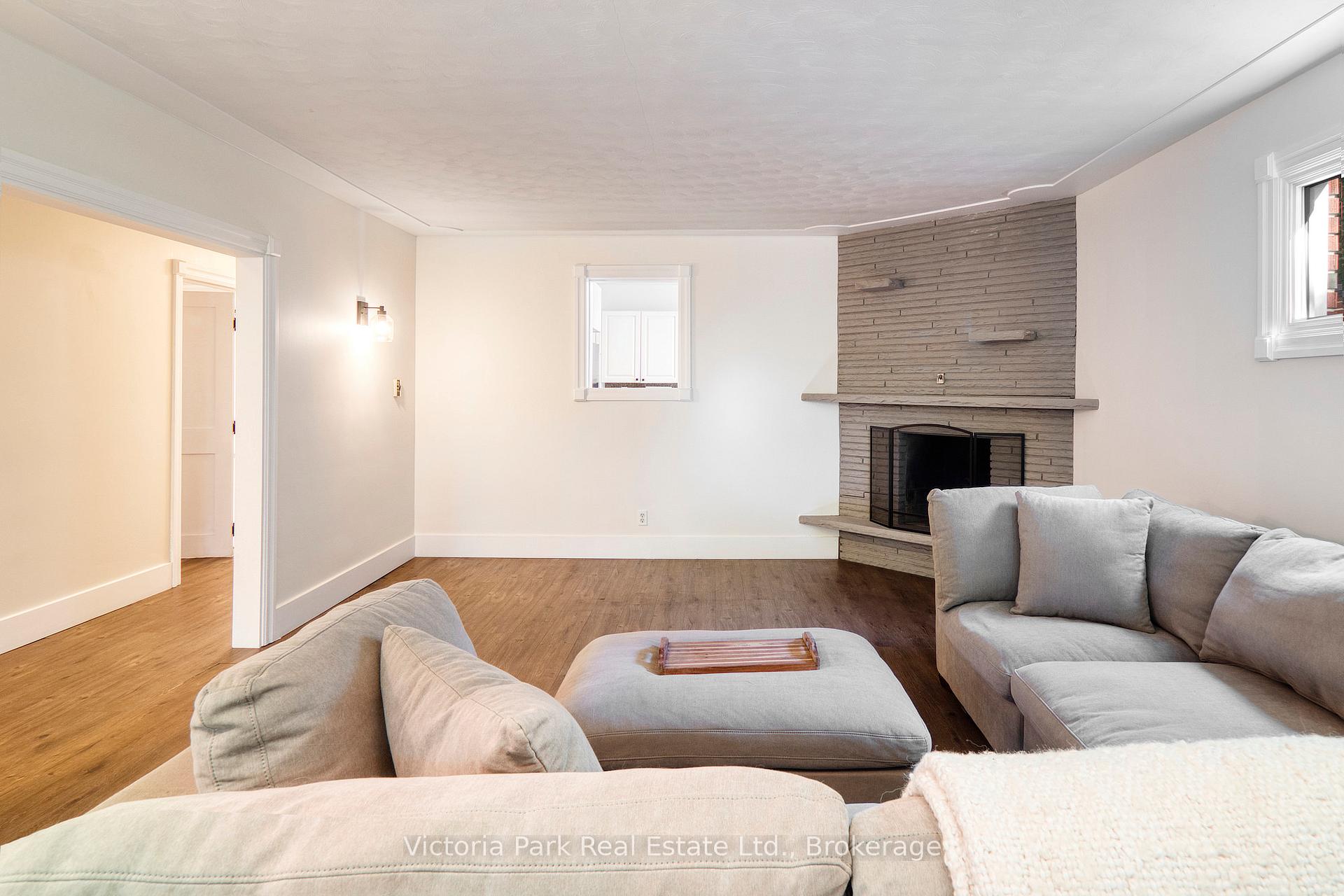 Photo 22 of 707 Rockway Drive, Kitchener — HOMEH