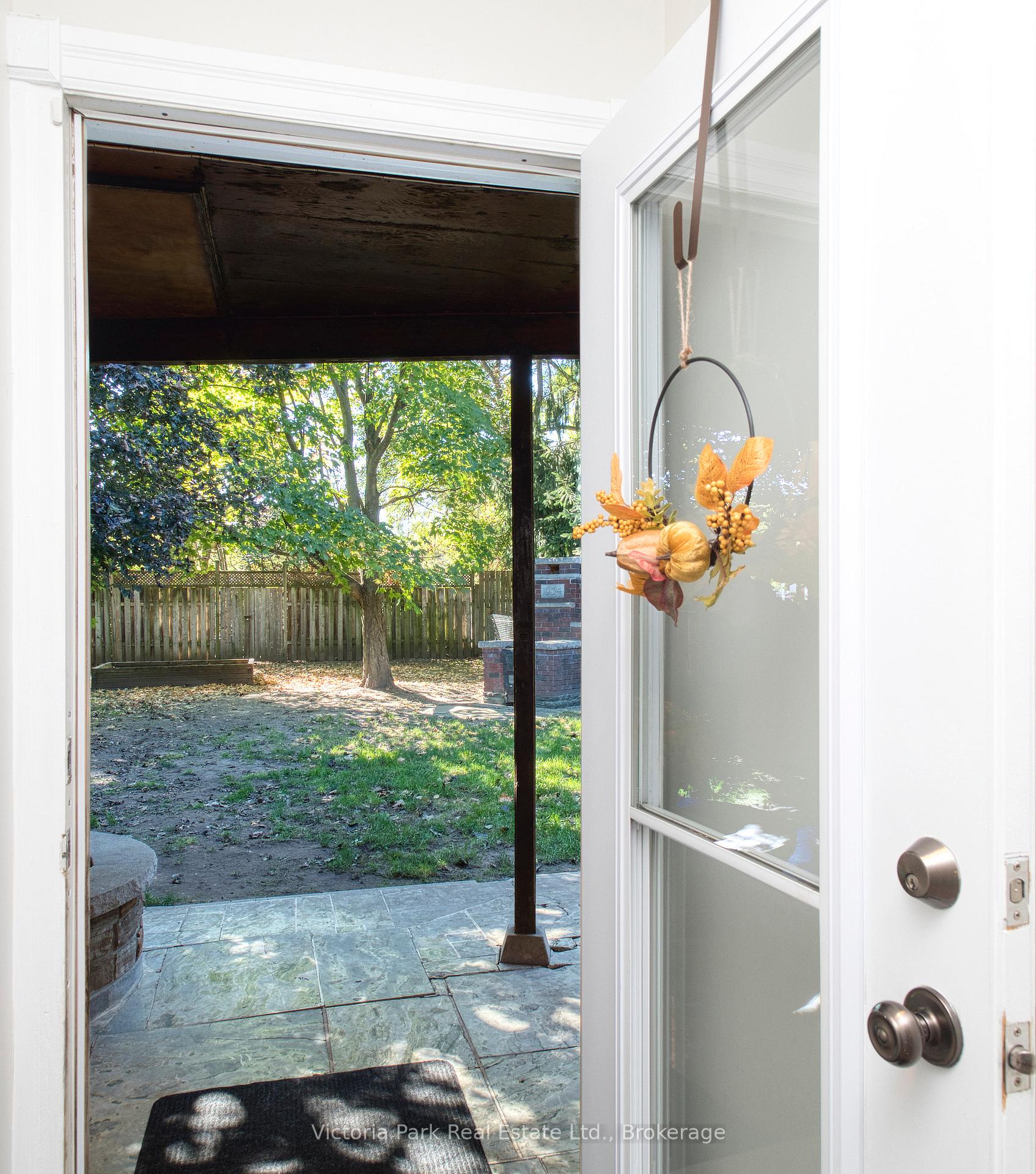 Photo 26 of 707 Rockway Drive, Kitchener — HOMEH