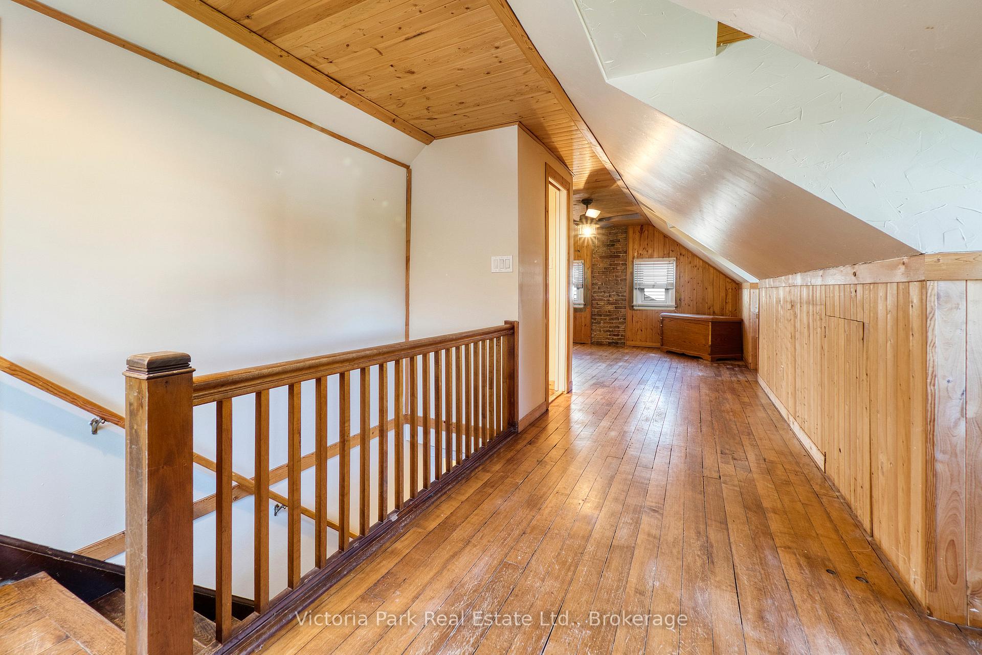 Photo 32 of 707 Rockway Drive, Kitchener — HOMEH