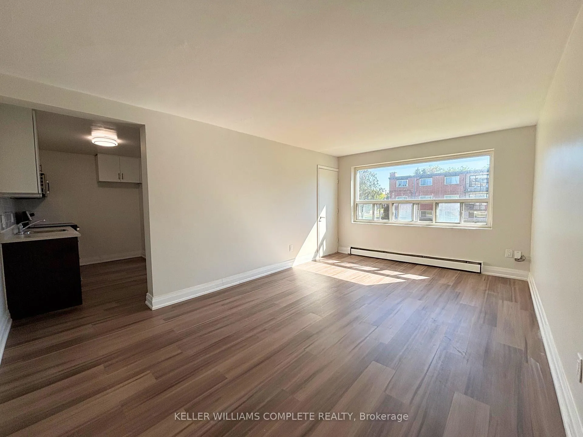 Photo 4 of 280 Lorne Avenue, Kitchener — HOMEH