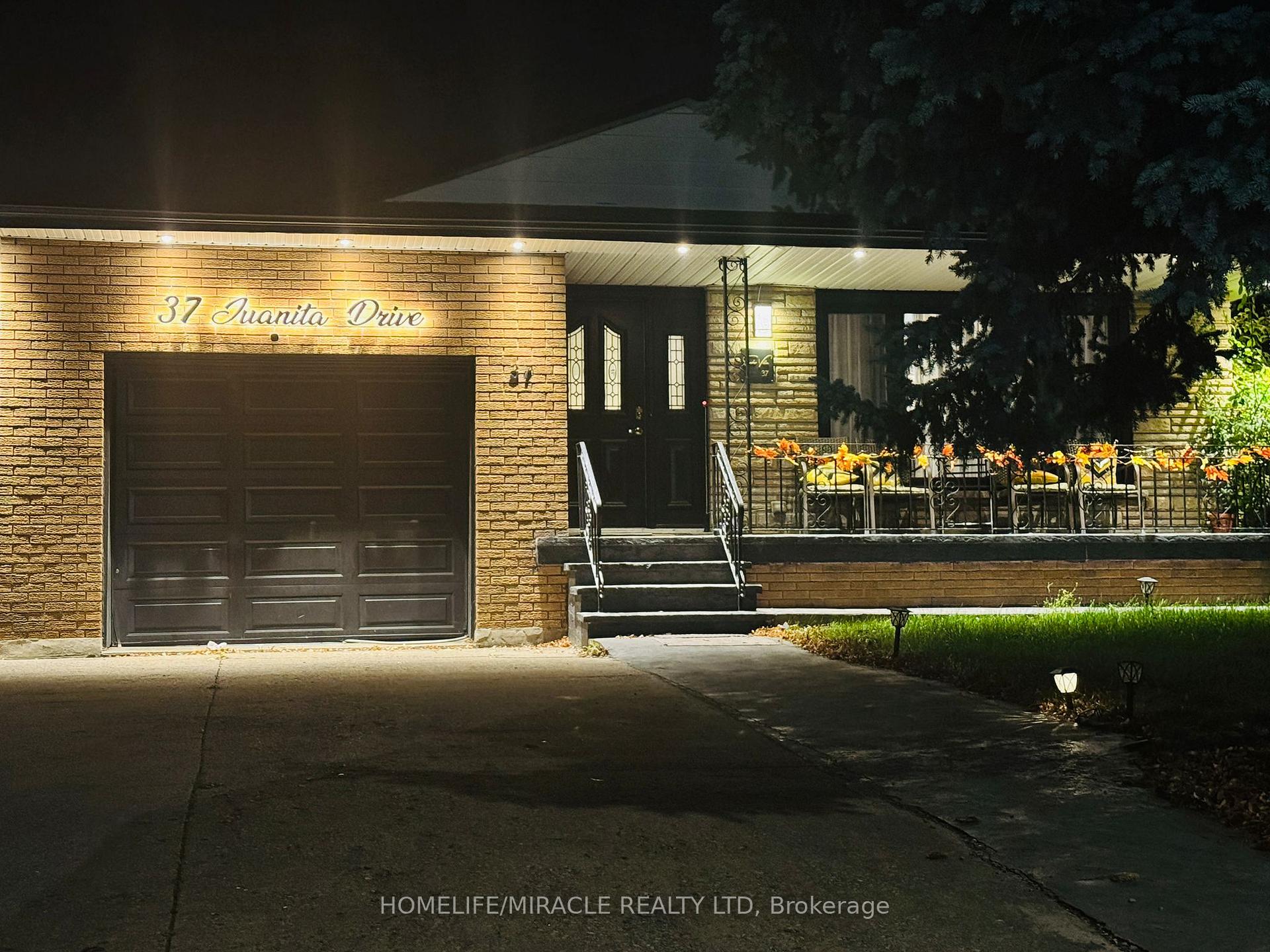 Photo 1 of Unit Upper, 37 Juanita Drive, Hamilton, Westcliffe — HOMEH
