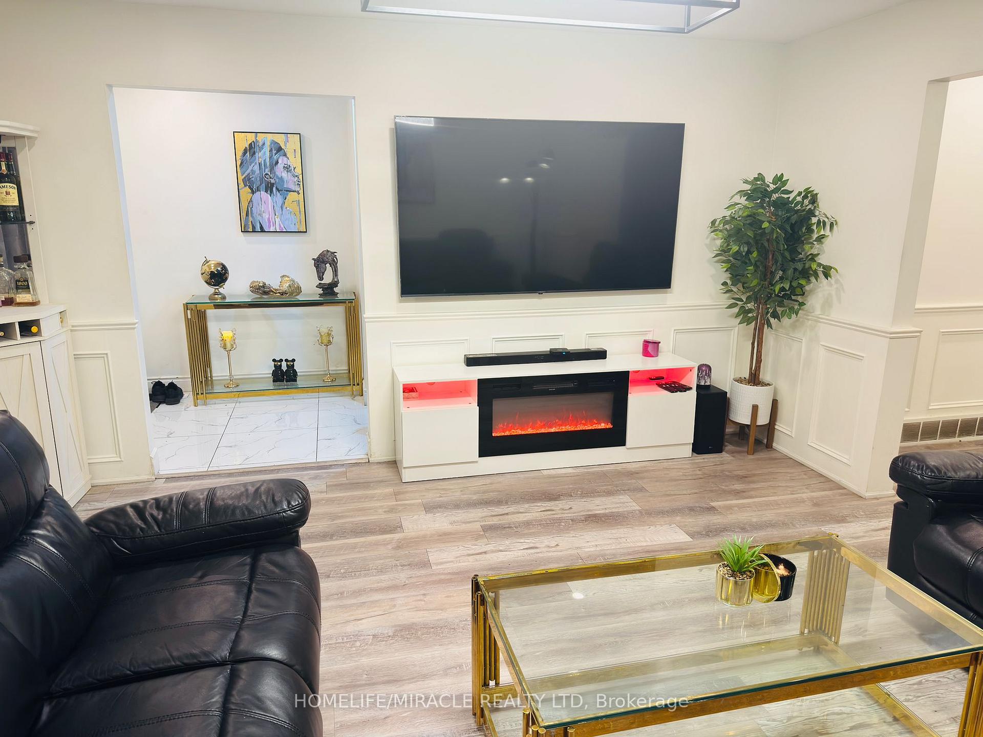 Photo 5 of Unit Upper, 37 Juanita Drive, Hamilton, Westcliffe — HOMEH