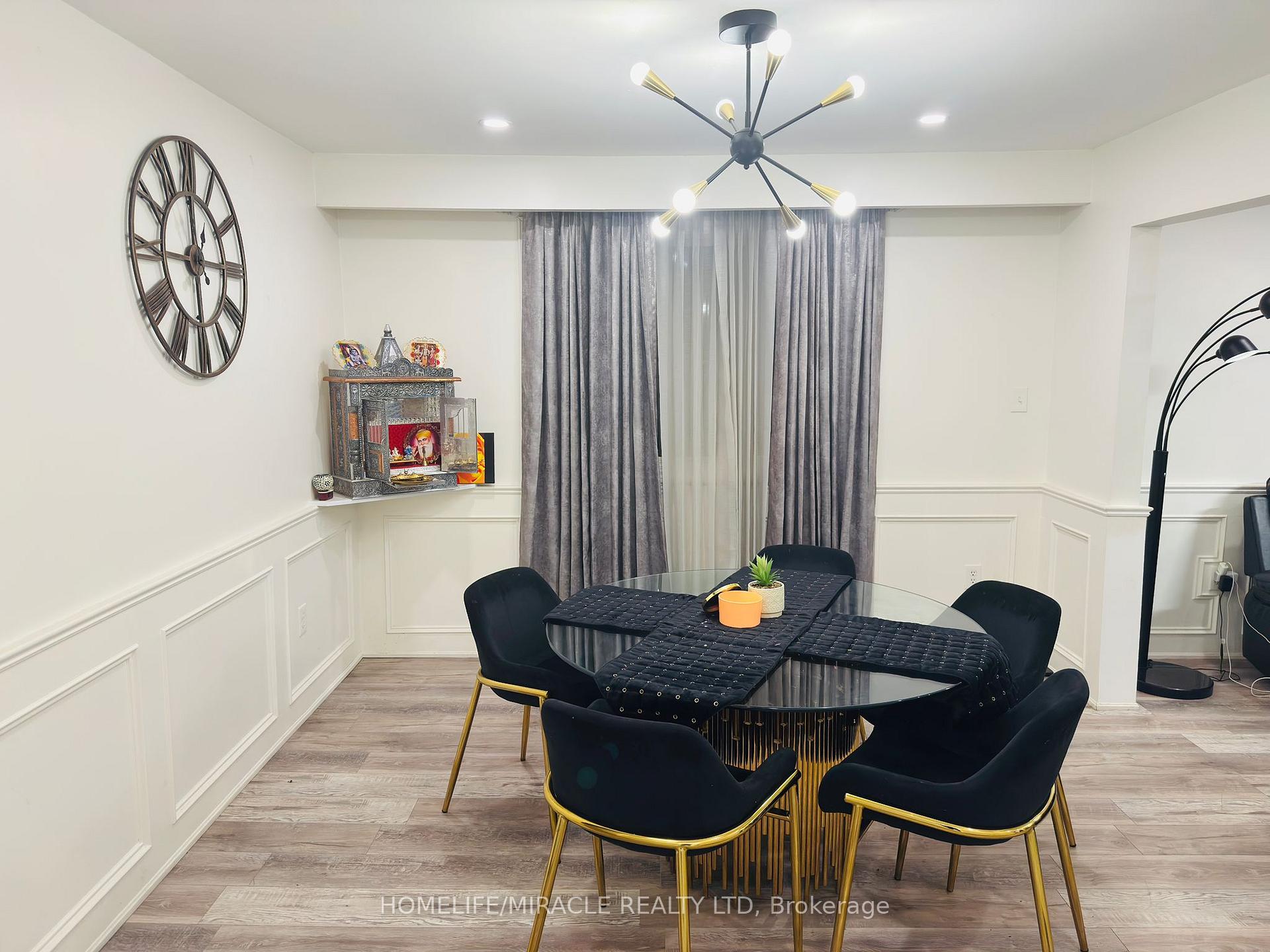 Photo 8 of Unit Upper, 37 Juanita Drive, Hamilton, Westcliffe — HOMEH