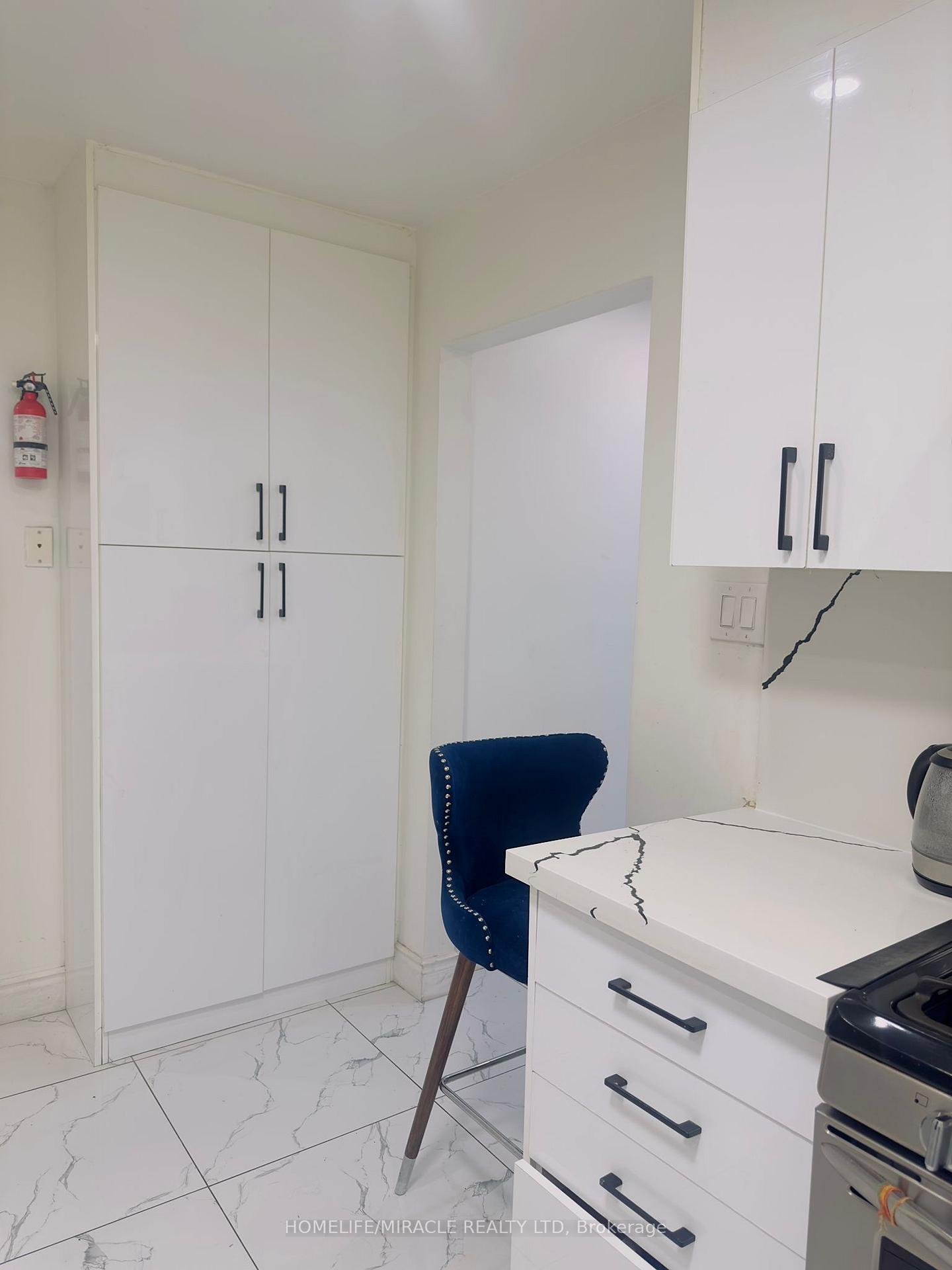 Photo 13 of Unit Upper, 37 Juanita Drive, Hamilton, Westcliffe — HOMEH