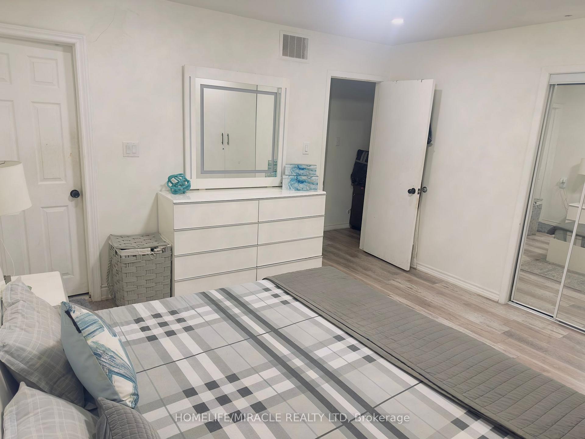 Photo 16 of Unit Upper, 37 Juanita Drive, Hamilton, Westcliffe — HOMEH