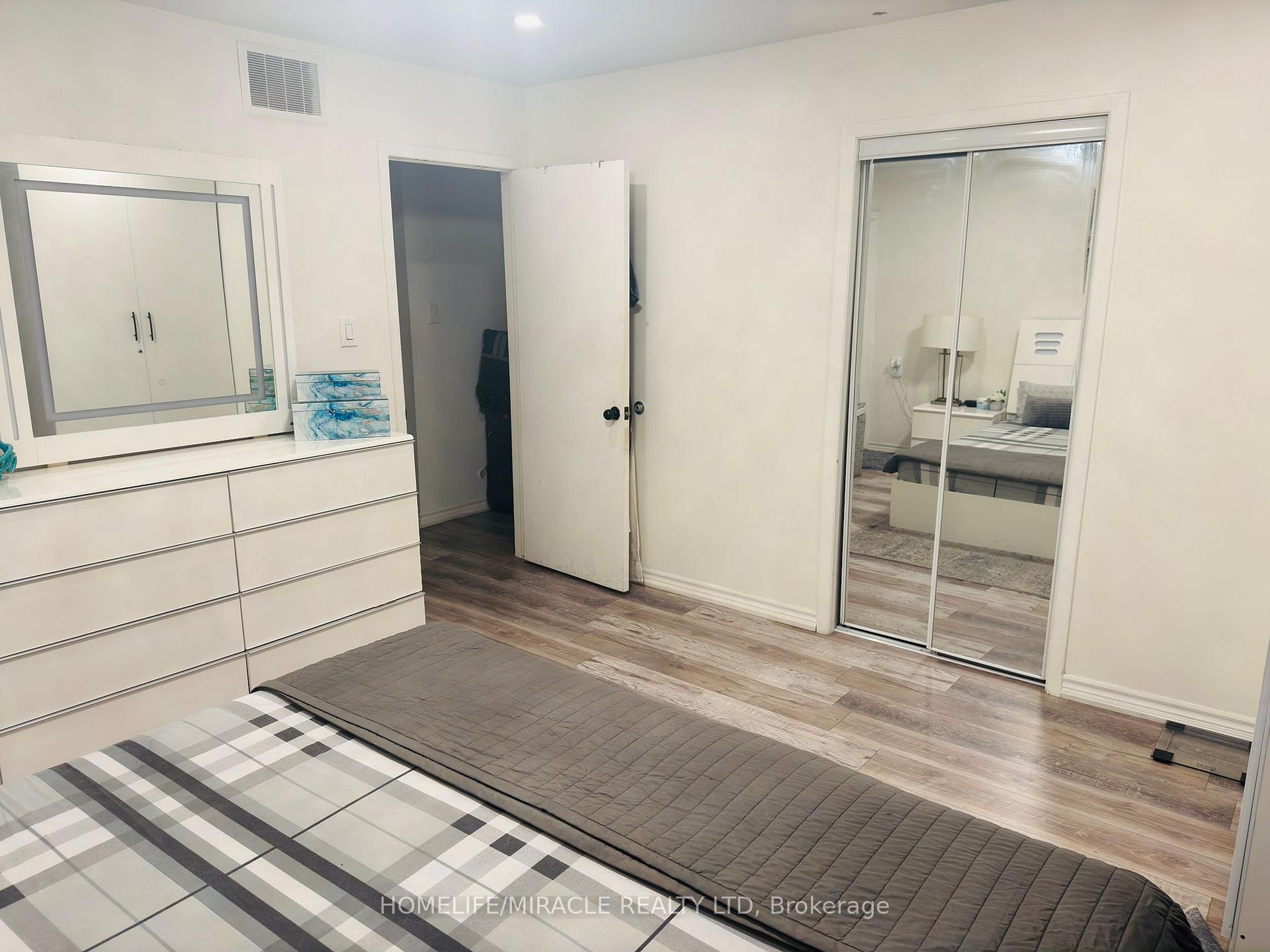 Photo 17 of Unit Upper, 37 Juanita Drive, Hamilton, Westcliffe — HOMEH