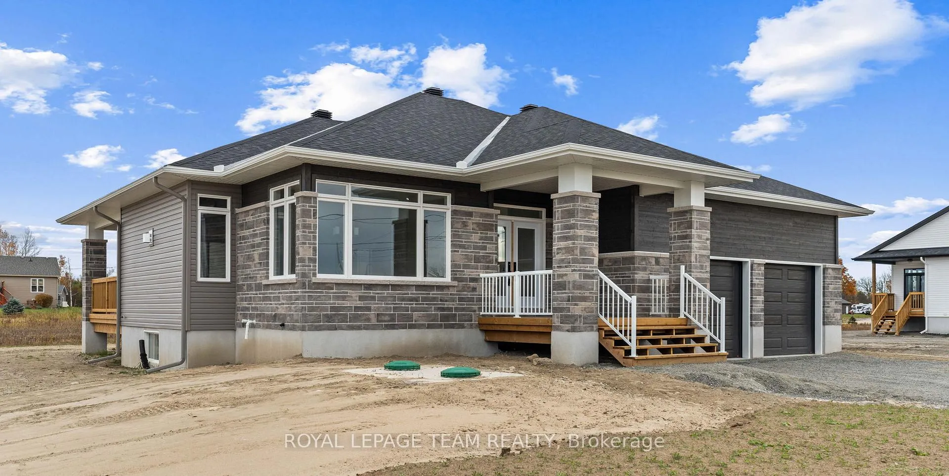 Photo 3 of 62 Hogan Drive, McNab/Braeside, Mcnab/Braeside Twps — HOMEH
