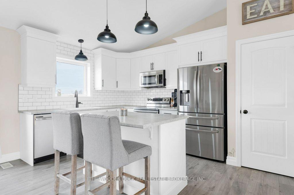 Photo 8 of 96 Pitts Landing Road, Madoc — HOMEH