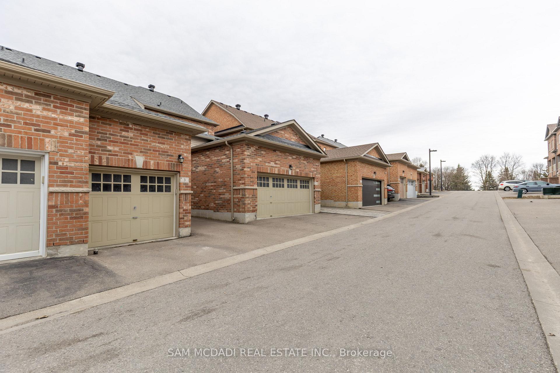 Photo 4 of 3 Henry Bauer Avenue, Markham, Berczy — HOMEH