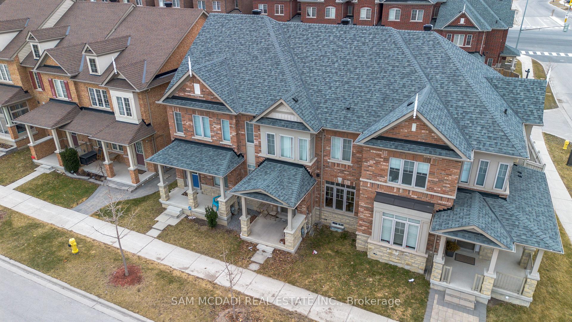 Photo 7 of 3 Henry Bauer Avenue, Markham, Berczy — HOMEH