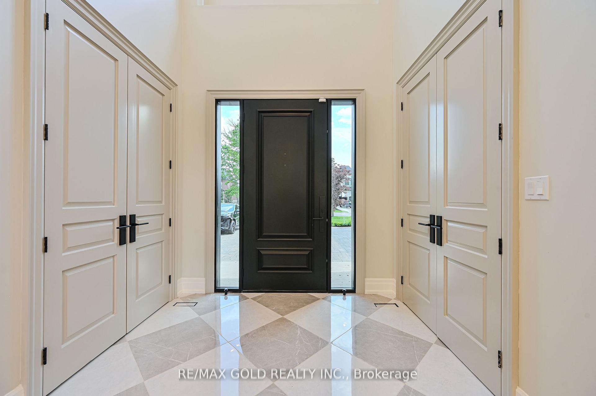 Photo 20 of 48 Sylvadene Parkway, Vaughan, East Woodbridge — HOMEH