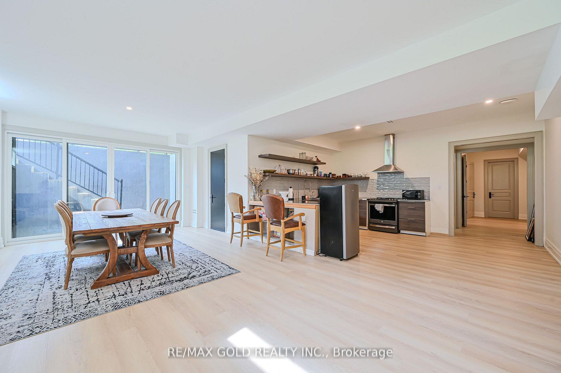 Photo 30 of 48 Sylvadene Parkway, Vaughan, East Woodbridge — HOMEH