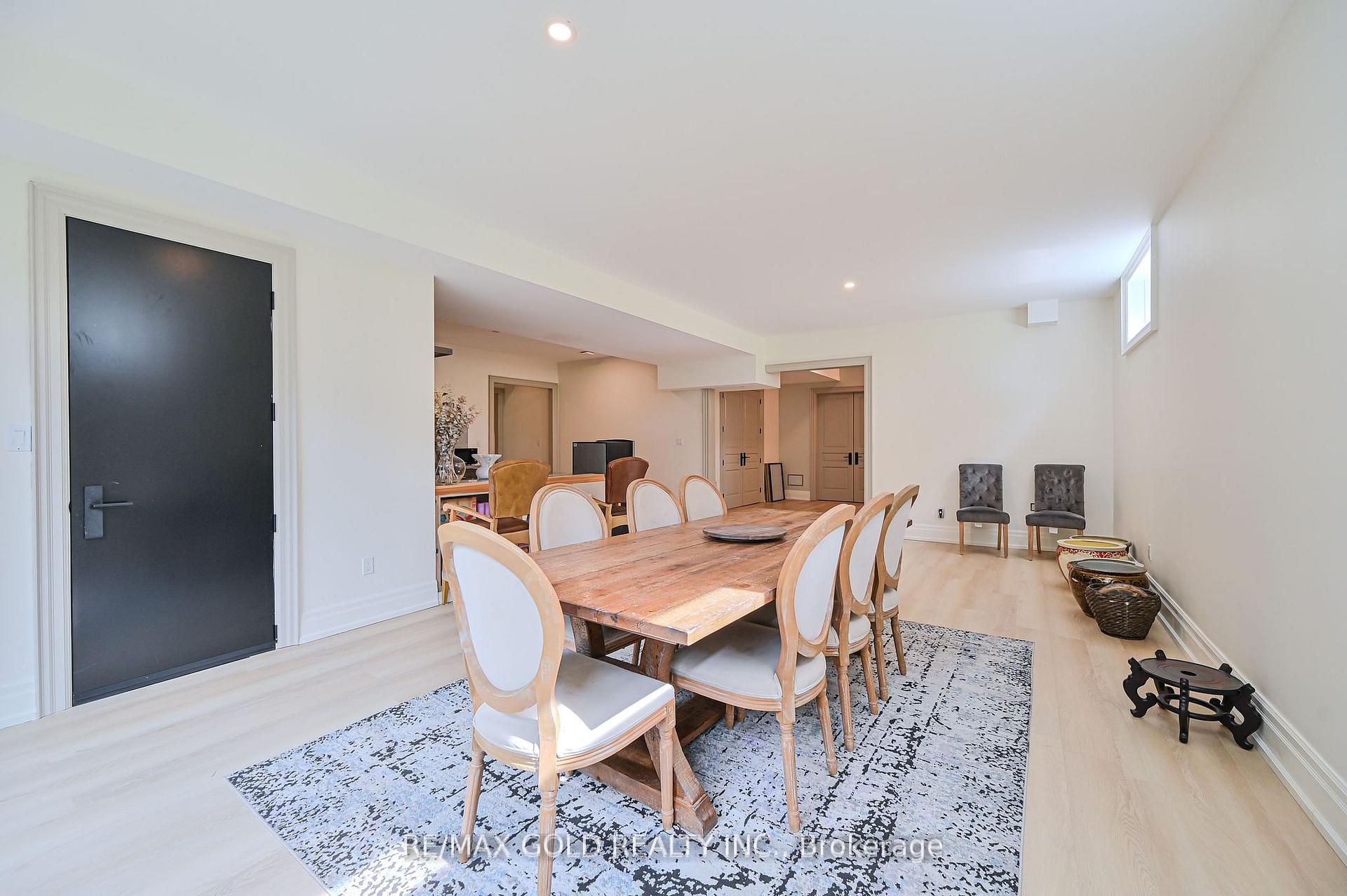 Photo 22 of 48 Sylvadene Parkway, Vaughan, East Woodbridge — HOMEH