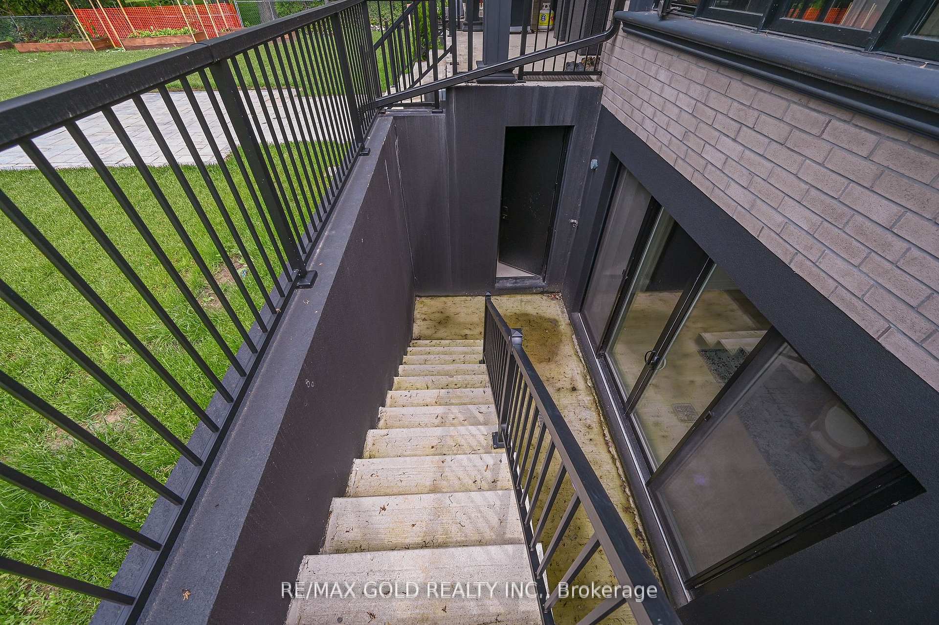 Photo 50 of 48 Sylvadene Parkway, Vaughan, East Woodbridge — HOMEH