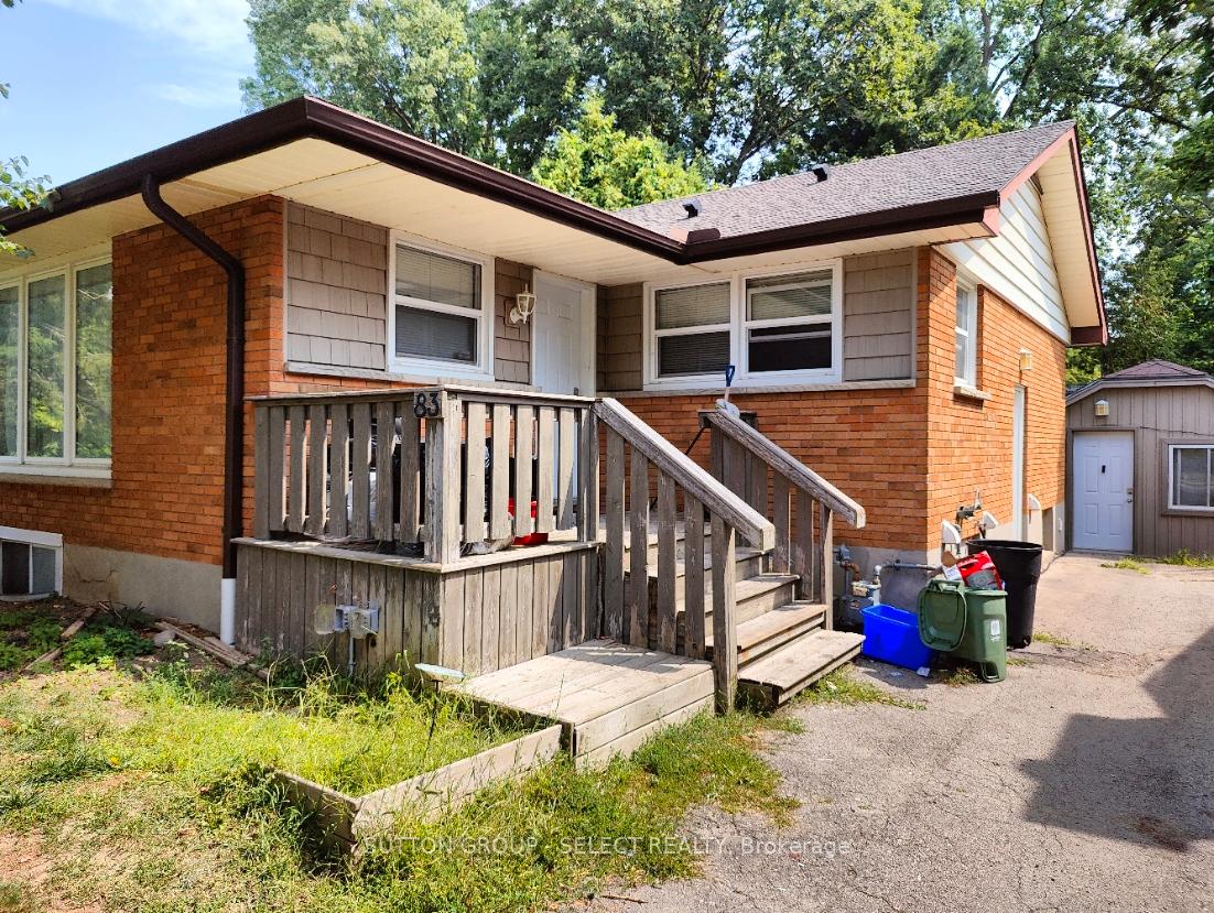 Front of Unit upper, 83 Britannia Avenue