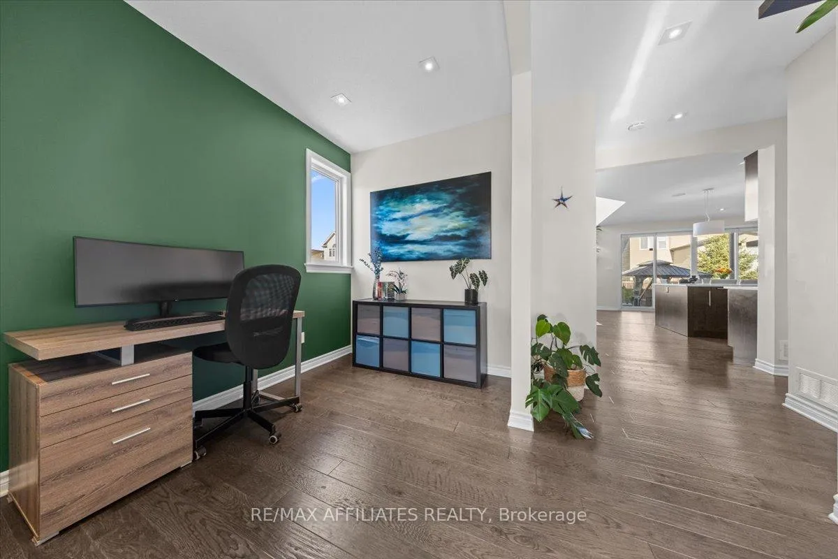 Photo 9 of 308 Equine Way, Ottawa, Kanata - Emerald Meadows/Trailwest — HOMEH