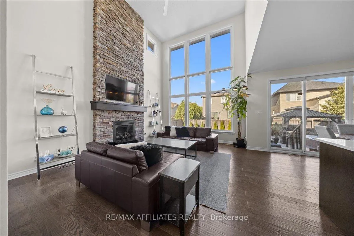 Photo 12 of 308 Equine Way, Ottawa, Kanata - Emerald Meadows/Trailwest — HOMEH