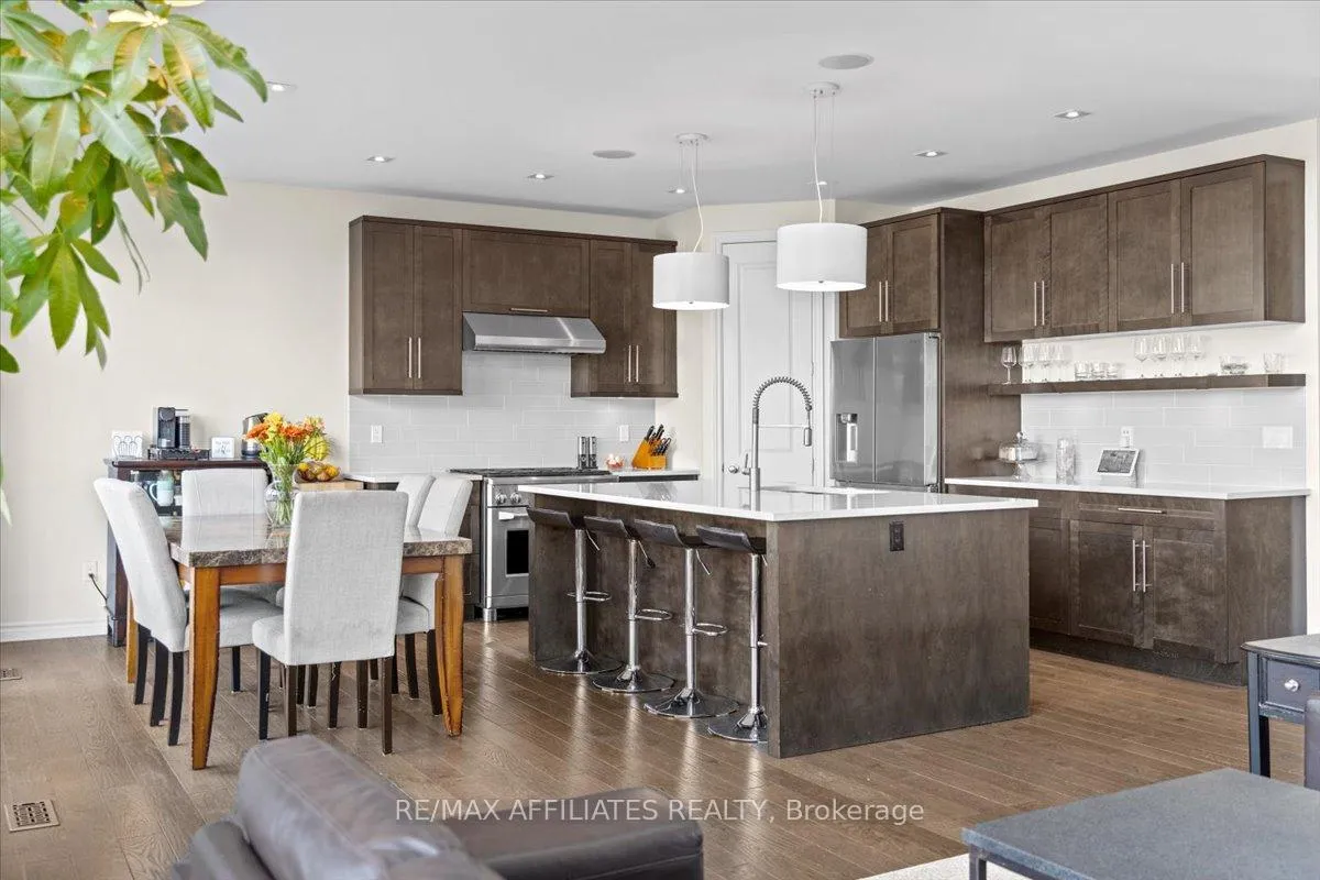 Photo 14 of 308 Equine Way, Ottawa, Kanata - Emerald Meadows/Trailwest — HOMEH