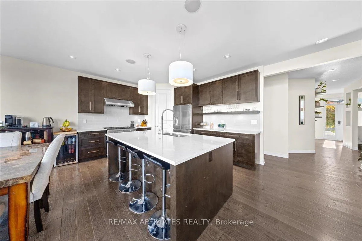 Photo 17 of 308 Equine Way, Ottawa, Kanata - Emerald Meadows/Trailwest — HOMEH