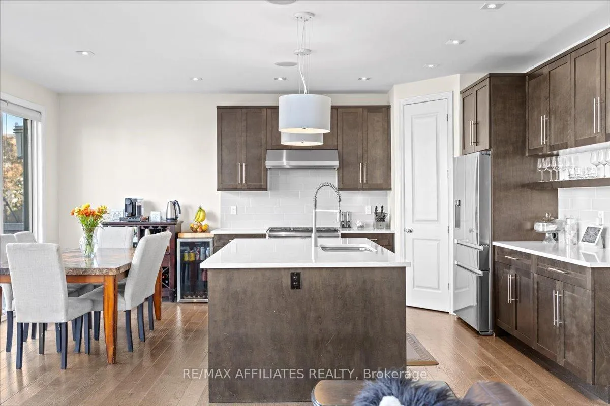 Photo 18 of 308 Equine Way, Ottawa, Kanata - Emerald Meadows/Trailwest — HOMEH