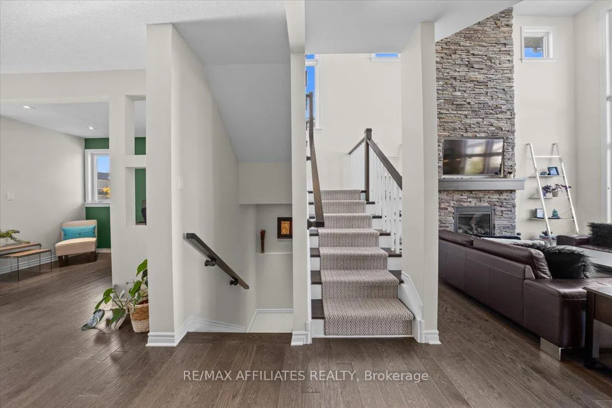 Photo 22 of 308 Equine Way, Ottawa, Kanata - Emerald Meadows/Trailwest — HOMEH