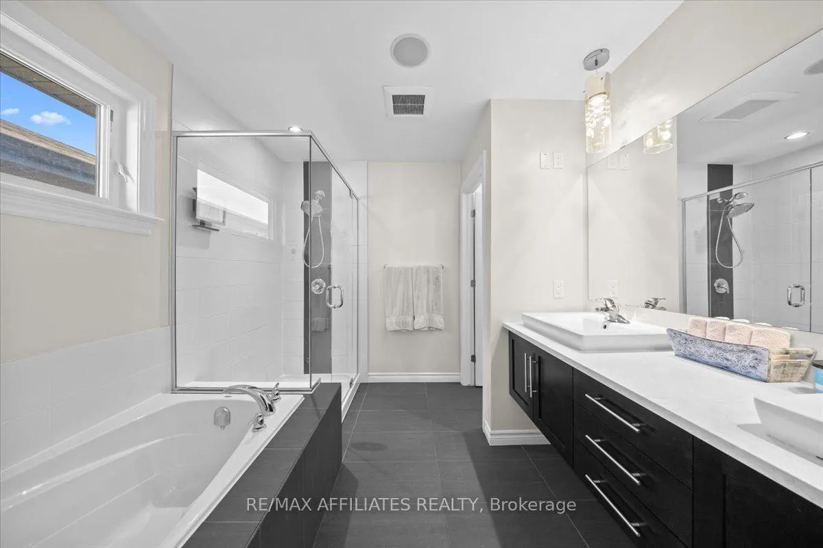 Photo 35 of 308 Equine Way, Ottawa, Kanata - Emerald Meadows/Trailwest — HOMEH