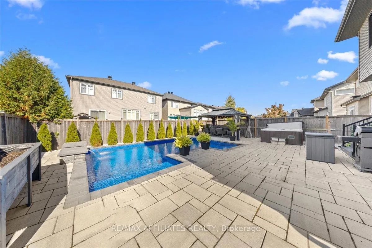 Photo 39 of 308 Equine Way, Ottawa, Kanata - Emerald Meadows/Trailwest — HOMEH