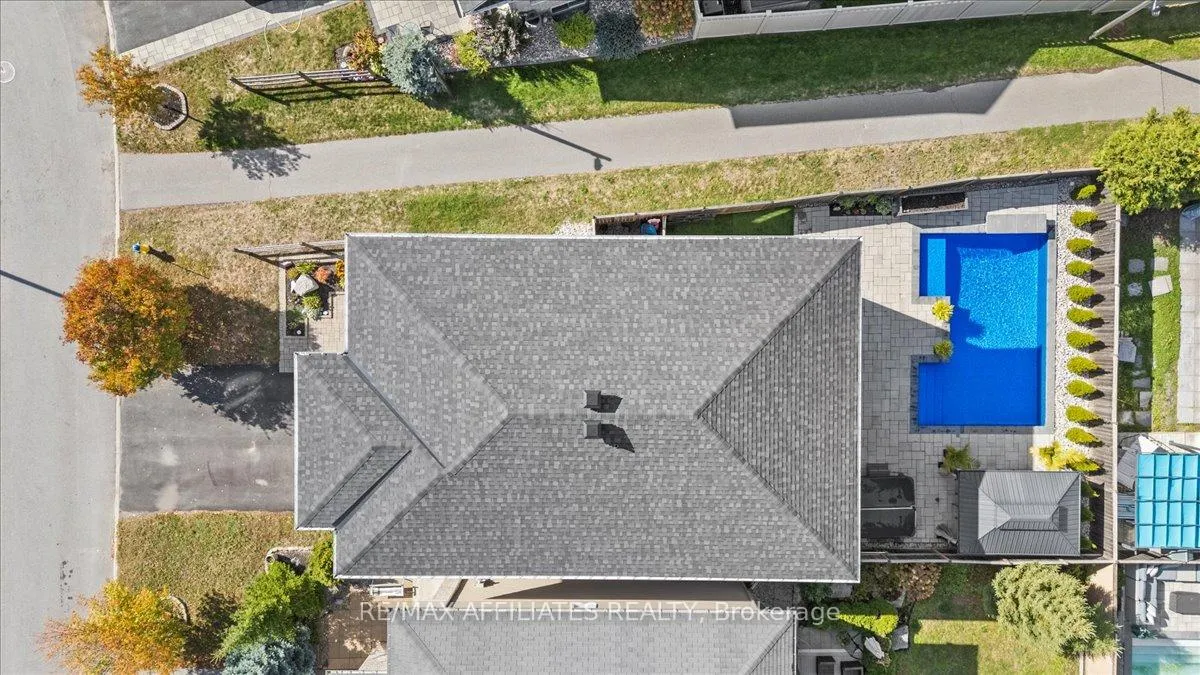 Photo 41 of 308 Equine Way, Ottawa, Kanata - Emerald Meadows/Trailwest — HOMEH